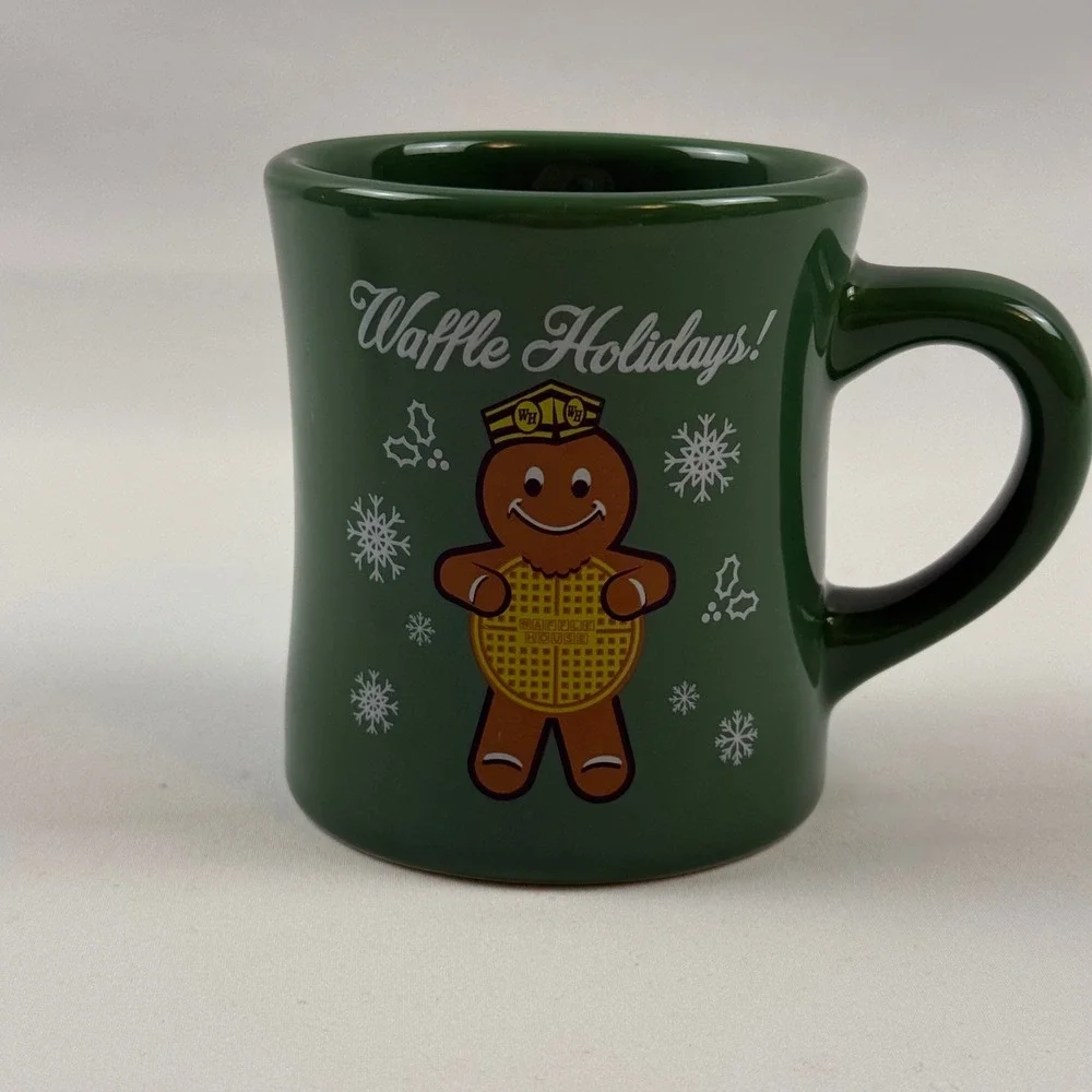 2 Waffle House 2016 Waffle Holidays Coffee Mugs Tuxton Green Gingerbread Man Set